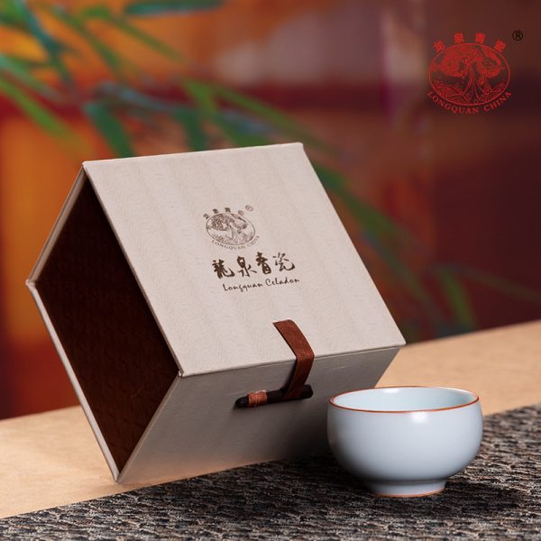 龙泉青瓷功夫茶杯主人杯盏单杯陶瓷手工品茗杯泡茶碗高档送礼盒装