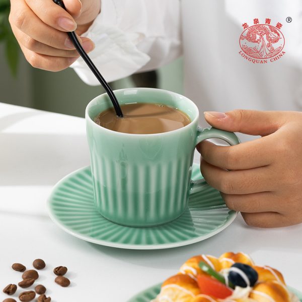 龙泉青瓷 创意美式复古咖啡杯碟套装 陶瓷马克杯办公杯子早餐杯
