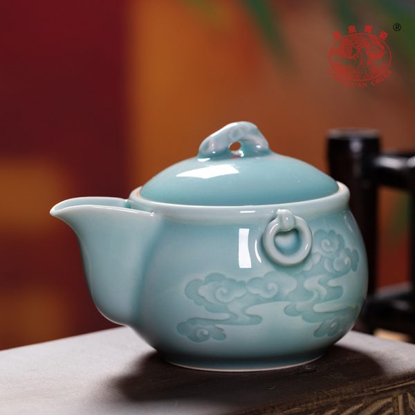 龙泉青瓷手抓壶家用功夫茶具套装陶瓷办公便携品茗杯泡茶壶礼盒装