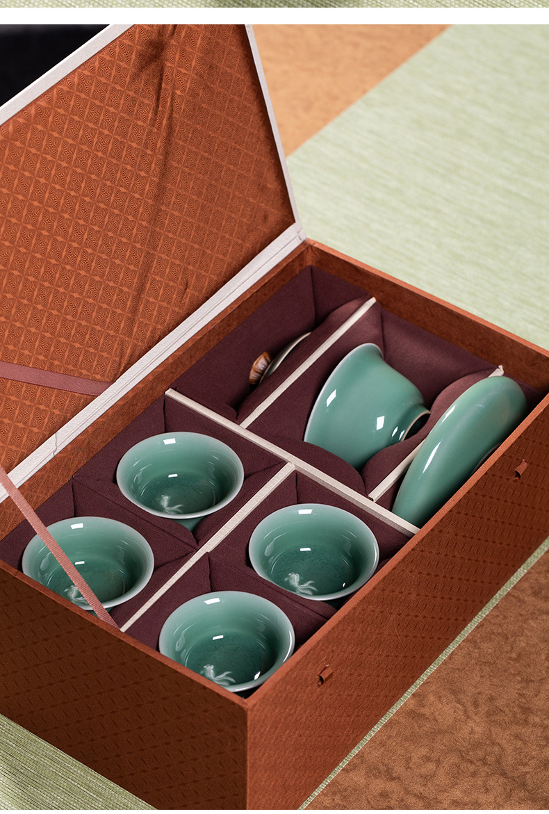 龙泉青瓷三才盖碗家用茶具套装敬泡茶碗陶瓷高档手工盖碗茶礼盒装