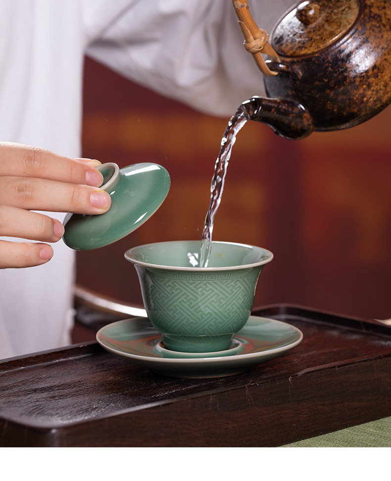 龙泉青瓷便携功夫茶具一碗四杯套装陶瓷手工盖碗主人泡茶杯礼盒装
