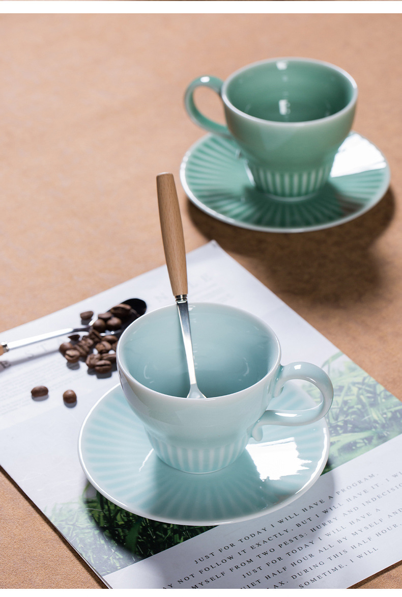 龙泉青瓷 拿铁咖啡杯碟套装高档精致水杯 陶瓷家用高颜值马克杯子
