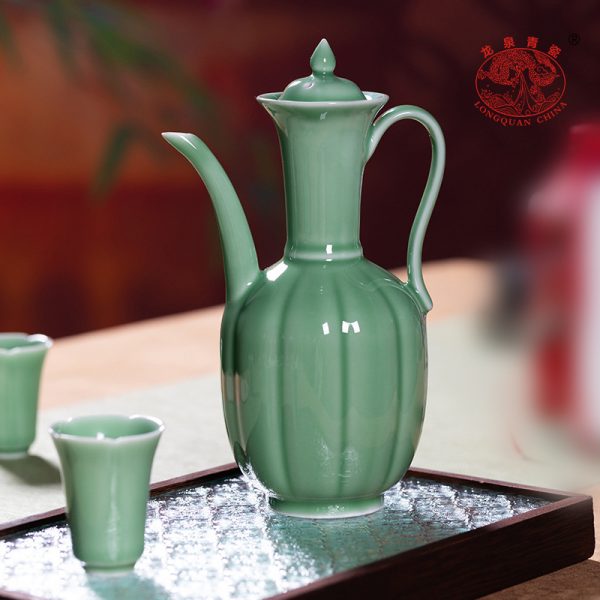龙泉青瓷仿宋手执壶汤瓶点茶过滤酒壶宋代功夫茶具白酒分酒器套装