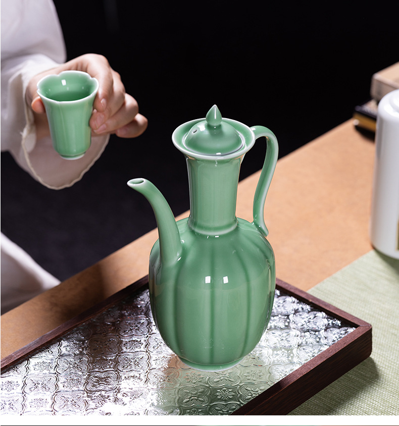 龙泉青瓷仿宋手执壶汤瓶点茶过滤酒壶宋代功夫茶具白酒分酒器套装