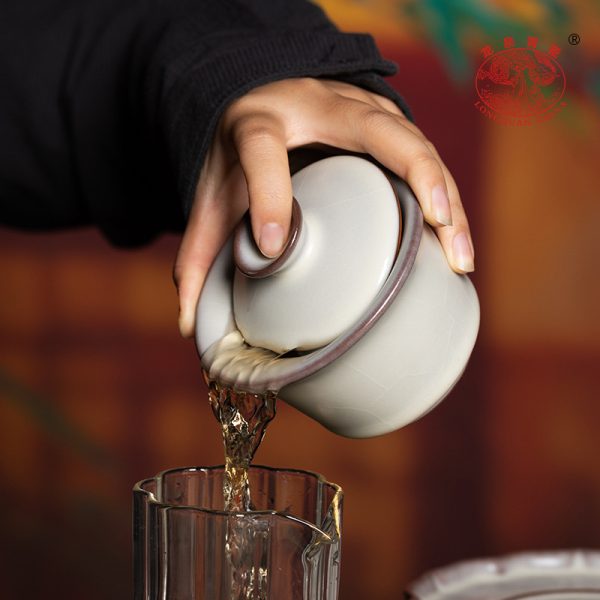 龙泉青瓷 手工猪油冻三才盖碗功夫泡茶碗 陶瓷高档大号手抓敬茶碗