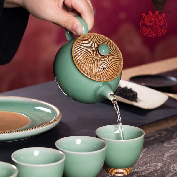 龙泉青瓷 复古纯手工跳刀功夫茶具 陶瓷轻奢泡茶壶杯壶承礼盒整套