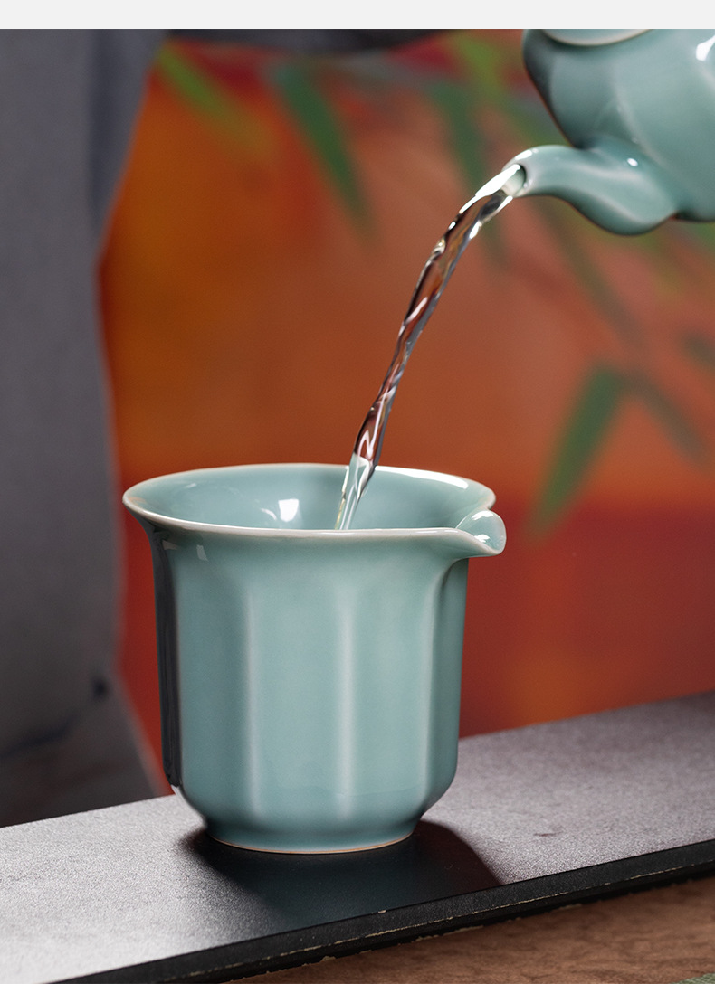 龙泉青瓷公道茶杯功夫茶具配件陶瓷茶海中式家用单个分茶器公杯