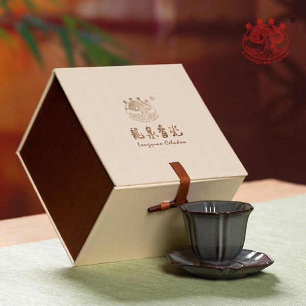 龙泉青瓷 哥窑铁胎手工主人杯单杯 陶瓷高档品茗杯功夫茶杯杯托碟