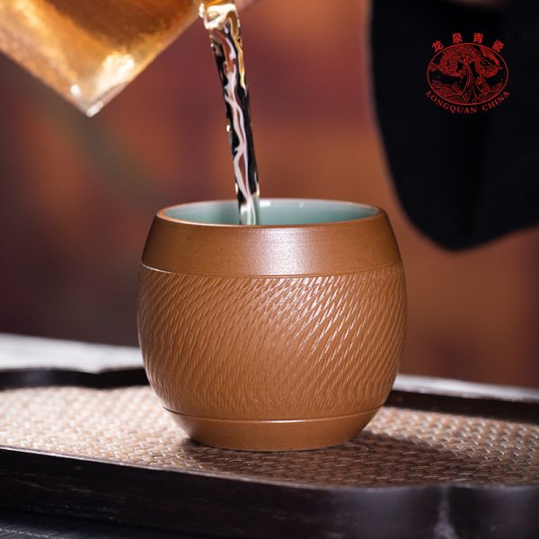 龙泉青瓷 创意家用功夫茶杯纯手工主人杯 陶瓷跳刀鼓型品茗杯茶碗