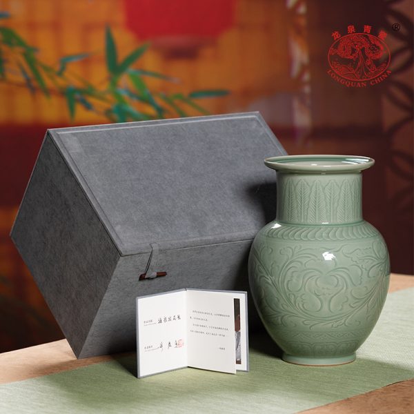 龙泉青瓷 花瓶纯手工高端瓷器摆件 陶瓷插花中式赏瓶大号客厅瓷瓶