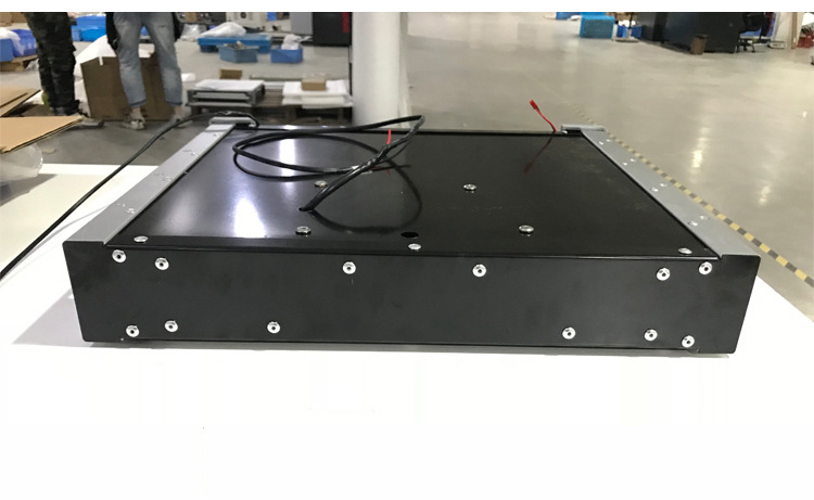全顺上汽大通V80中门迎宾电动踏步 房车奔驰移门上车收缩脚踏板