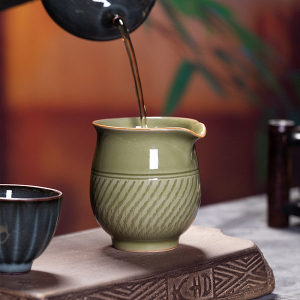 龙泉青瓷 手工仿古公道杯功夫茶具配件 陶瓷大容量铁胎匀杯分茶器