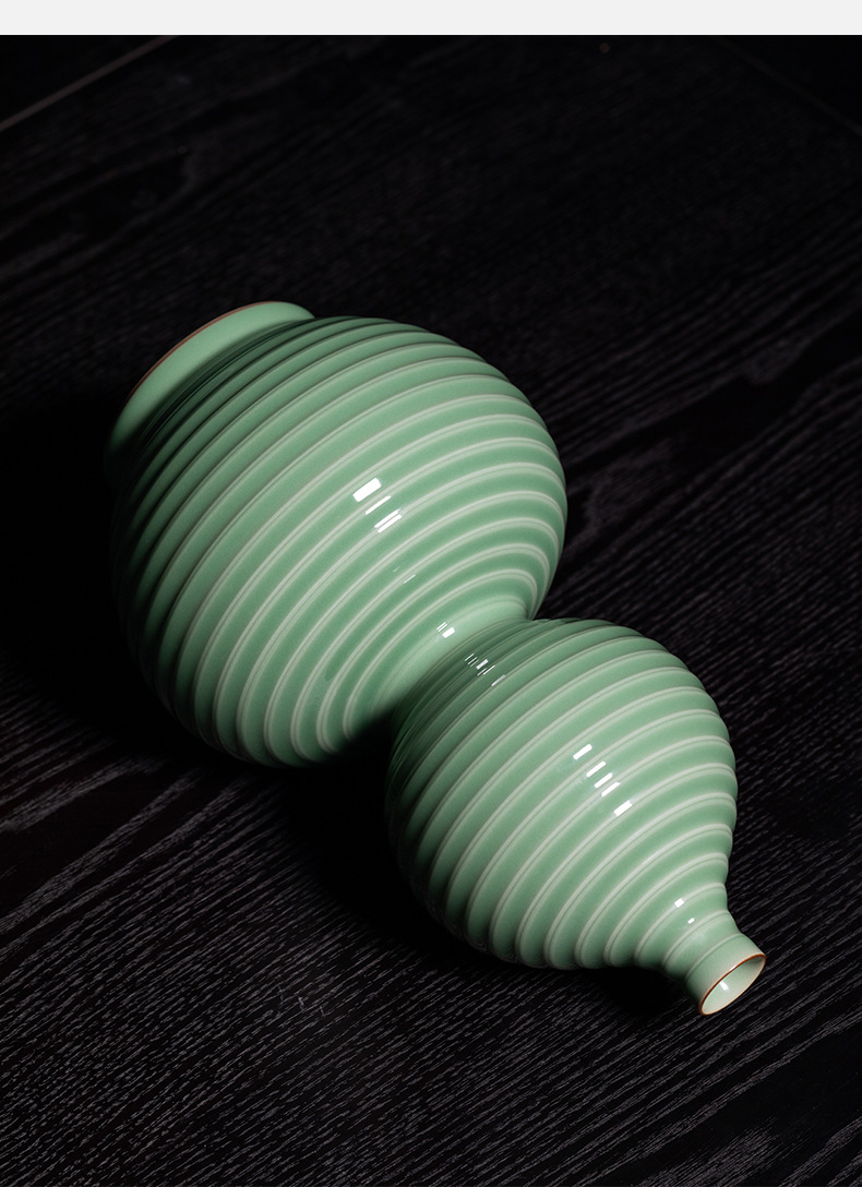 龙泉青瓷花瓶创意高档手工葫芦家居客厅装饰品陶瓷小花器水培花插