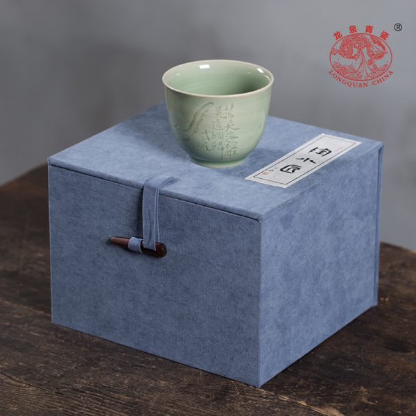 龙泉青瓷 卓鑫伟手作主人杯功夫茶杯 陶瓷高档手工品茗杯豆青茶碗