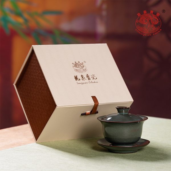 龙泉青瓷三才盖碗茶杯大号铁胎冰裂陶瓷泡茶手工功夫茶具单个家用