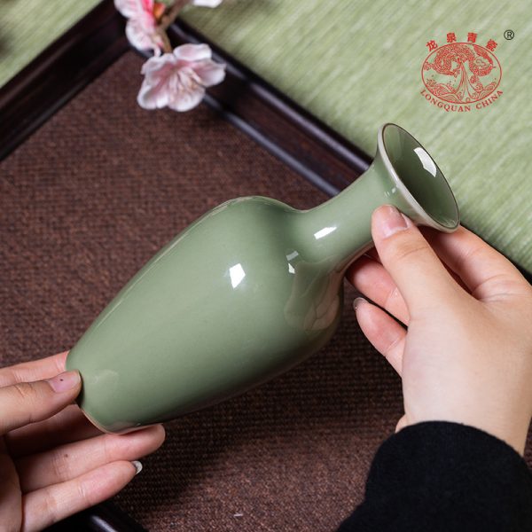 龙泉青瓷 创意简约家居小号花瓶插花器 陶瓷客厅酒店水培花瓶摆件