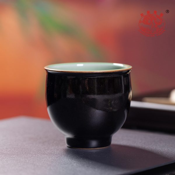龙泉青瓷功夫茶杯主人杯单杯个人高档陶瓷手工品茗杯泡茶碗礼盒装