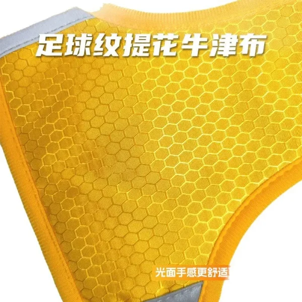 宠物项圈胸背带防冲爆，宠物舒适，编有反光条夜间出行安全显眼
