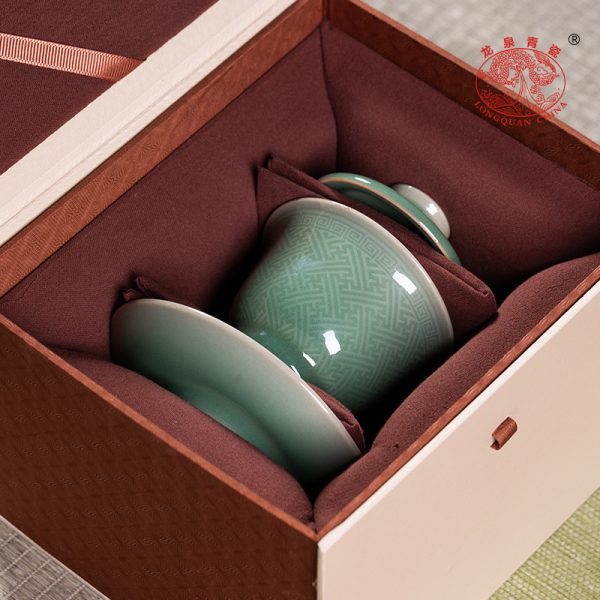 龙泉青瓷三才盖碗泡茶杯茶碗陶瓷单个大号不烫手功夫茶具家用杯子