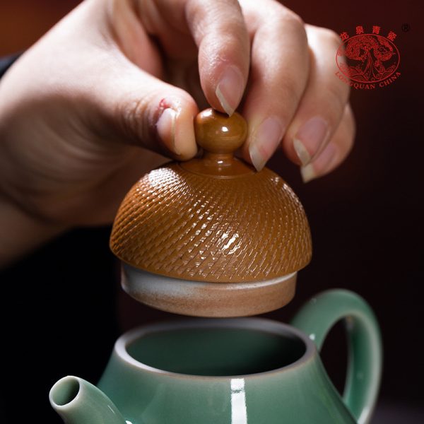 龙泉青瓷 轻奢风茶壶家用功夫泡茶壶 陶瓷茶壶单壶手工跳刀冲茶器