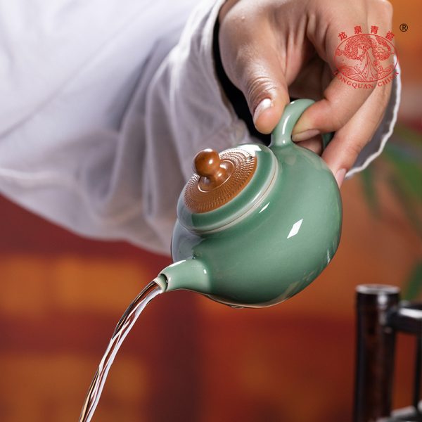 龙泉青瓷 茶壶单壶功夫茶具泡茶壶 陶瓷家用轻奢风跳刀手工泡茶器
