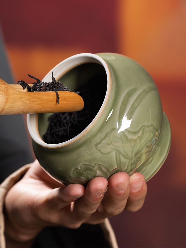龙泉青瓷 茶杯家用马克杯喝水杯 陶瓷茶叶罐套装办公室过年礼盒装