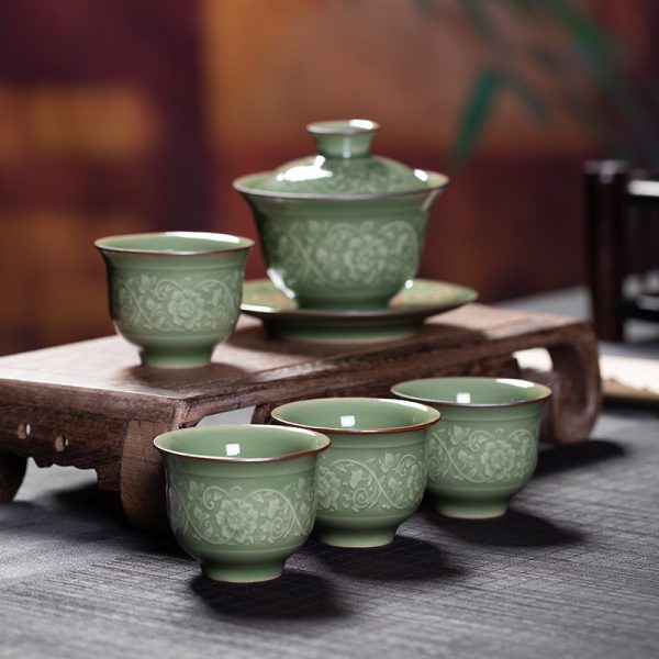 龙泉青瓷高端盖碗一壶四杯茶具 简约创意陶瓷功夫茶具商务礼盒装