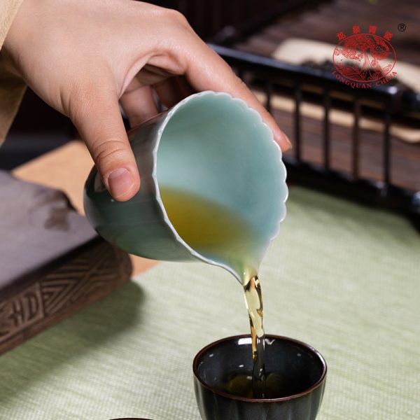 龙泉青瓷公道杯防烫分茶器匀杯陶瓷创意茶海单个家用功夫茶具配件