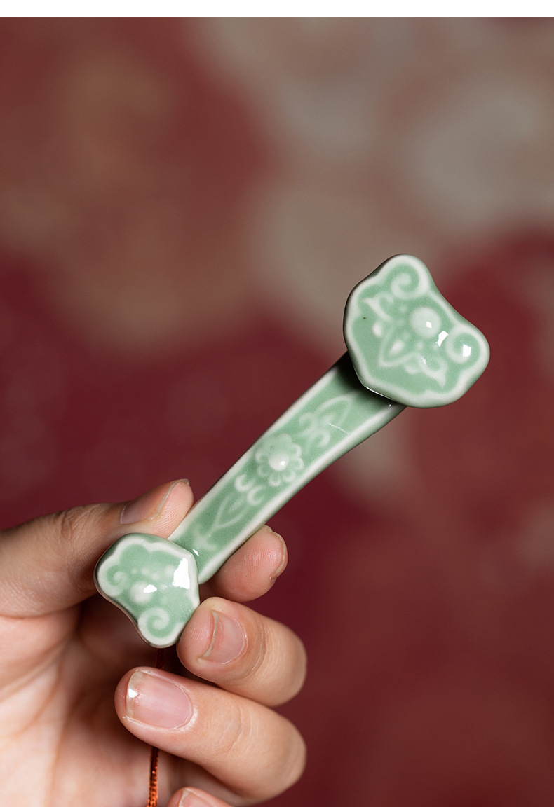 龙泉青瓷 创意功夫茶具茶道茶桌摆件 陶瓷茶宠茶玩如意挂饰配件