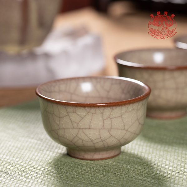 龙泉青瓷 高档旅行功夫茶具套装 陶瓷一壶四杯传世哥窑泡茶壶茶杯