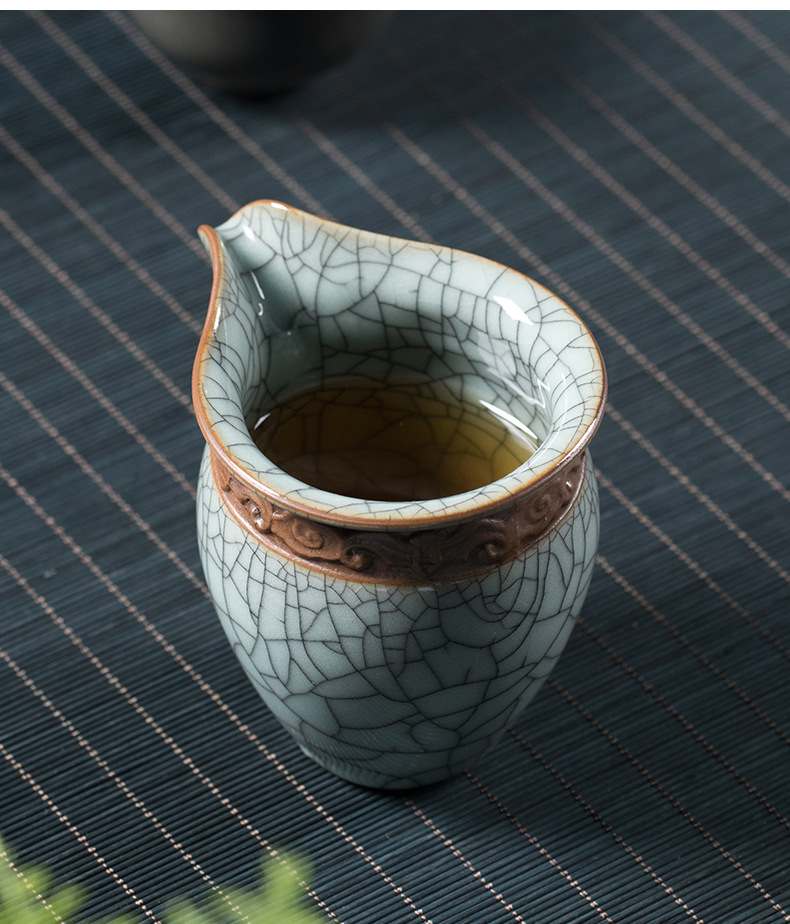 龙泉青瓷哥窑冰裂功夫茶具茶具配件公道杯陶瓷家用分茶器匀杯茶海