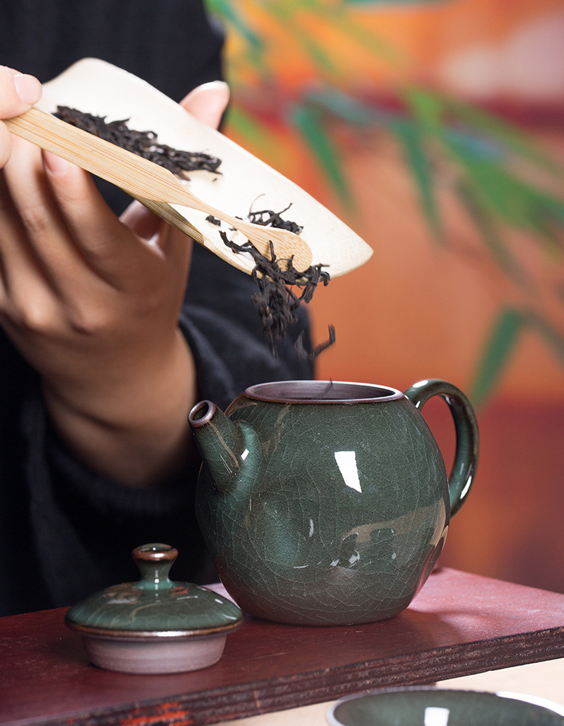 龙泉青瓷 铁胎一壶四杯功夫旅行茶具套装 陶瓷便携茶壶茶杯礼盒装