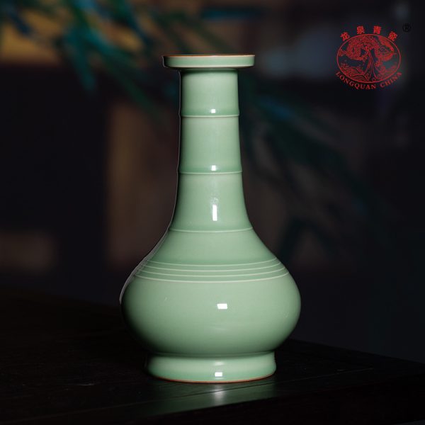龙泉青瓷纯手工大号花瓶高档客厅摆件陶瓷中式插花器收藏品礼盒装
