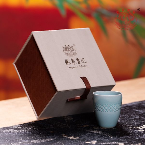 空山新雨龙泉青瓷功夫茶具手工主人杯单杯陶瓷品茗杯一口杯小茶杯