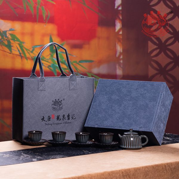 龙泉青瓷铁胎手工功夫茶具套装陶瓷哥窑冰裂一壶四杯泡茶品茗组合