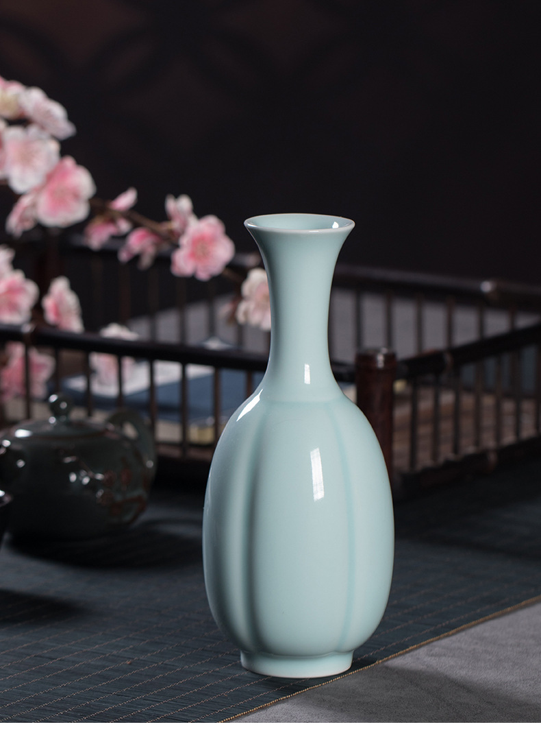 龙泉青瓷 创意小号陶瓷花瓶插花器 中式复古桌面台面家居饰品摆件