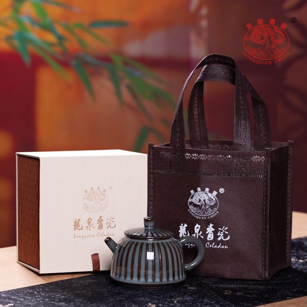 龙泉青瓷铁胎仿古手工过滤泡茶壶陶瓷高级感礼盒家用功夫茶具单壶